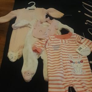 Set of 3 footsie pajamas